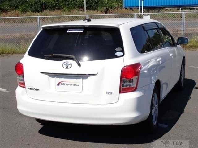 2011 Toyota Corolla Fielder