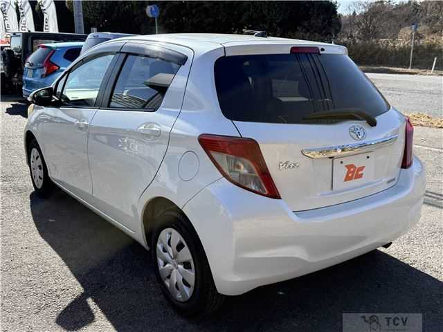 2011 Toyota Vitz