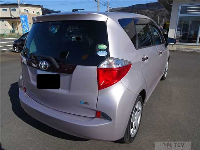 2012 Toyota Ractis