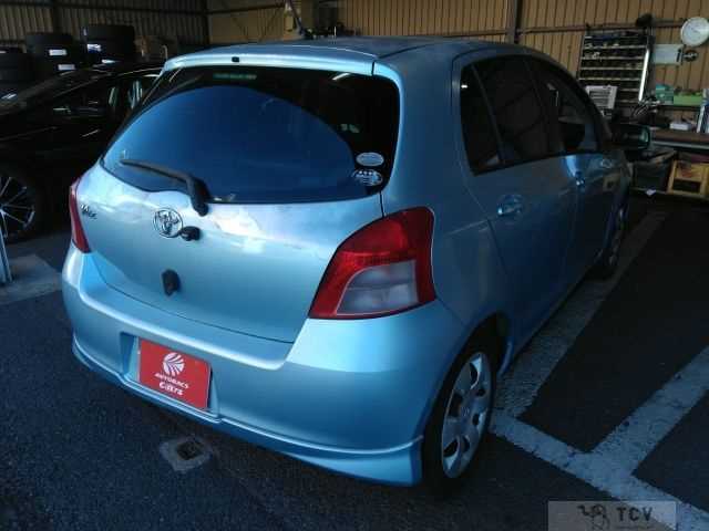 2005 Toyota Vitz