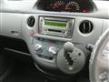 2005 Toyota Sienta