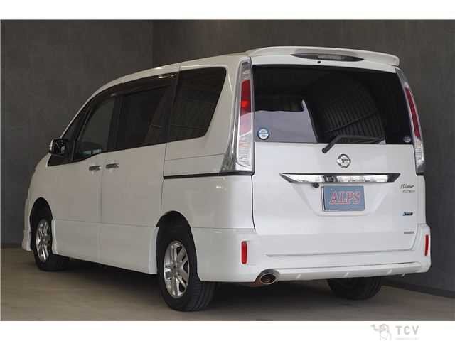 2011 Nissan Serena
