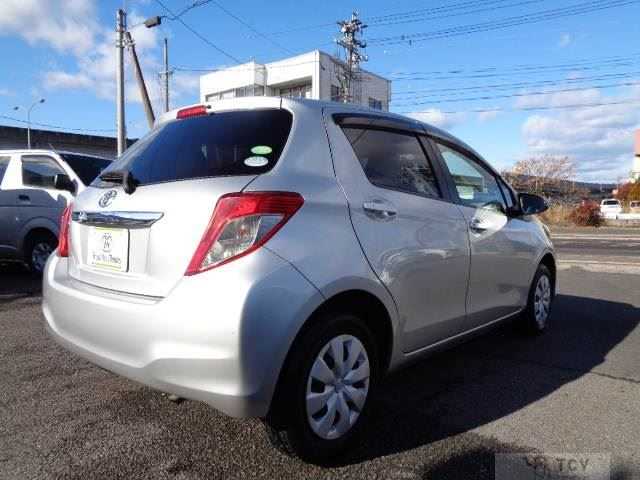 2013 Toyota Vitz