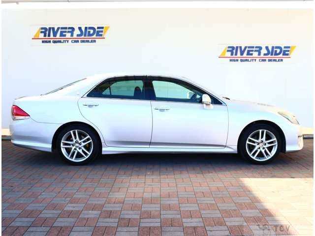 2010 Toyota Crown Athlete Series