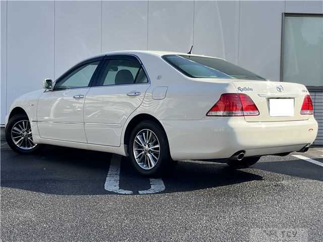 2005 Toyota Crown
