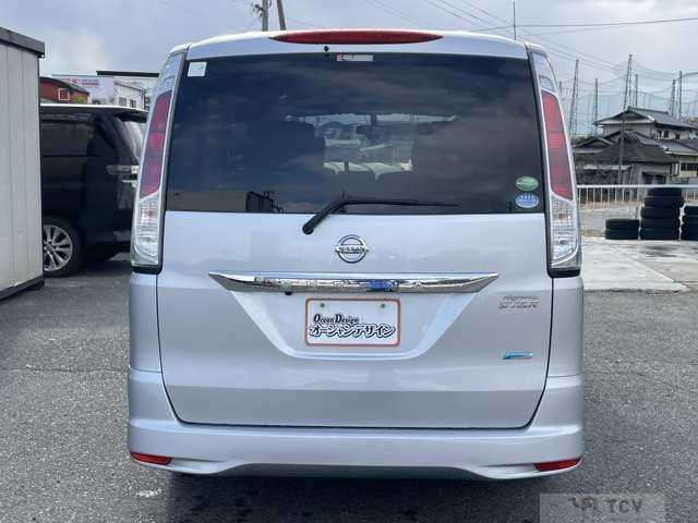 2012 Nissan Serena