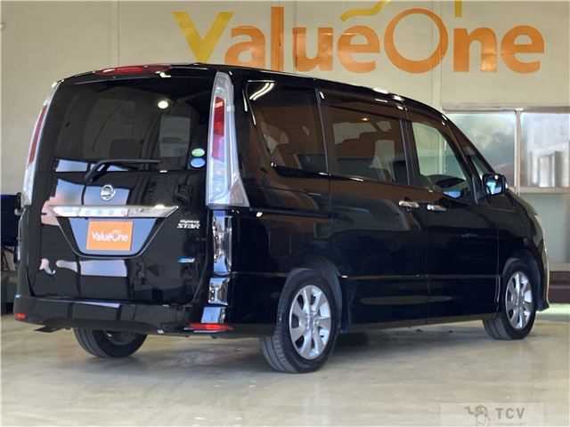 2011 Nissan Serena