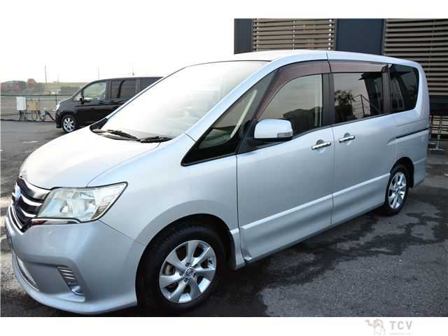 2011 Nissan Serena