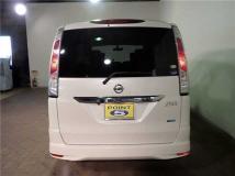 2011 Nissan Serena