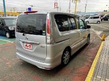2011 Nissan Serena