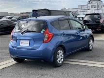 2004 Nissan Note