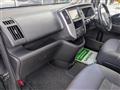 2008 Nissan Serena