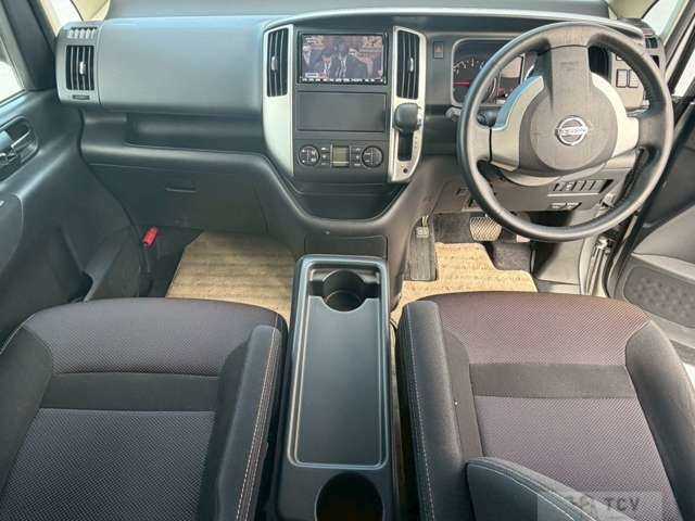 2009 Nissan Serena