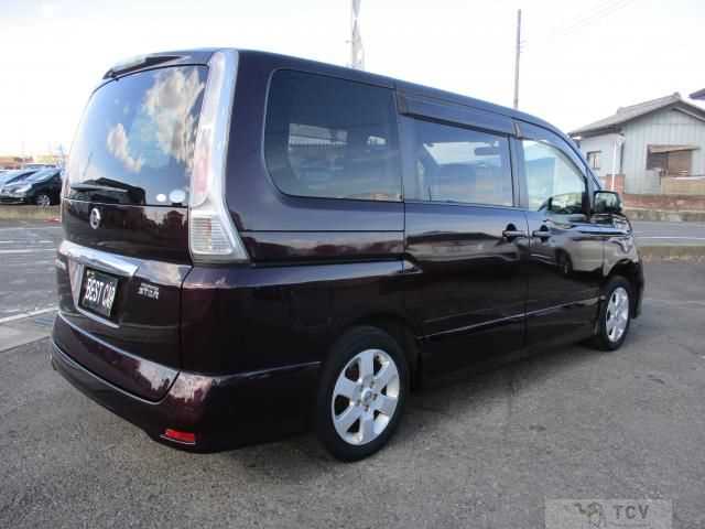 2010 Nissan Serena