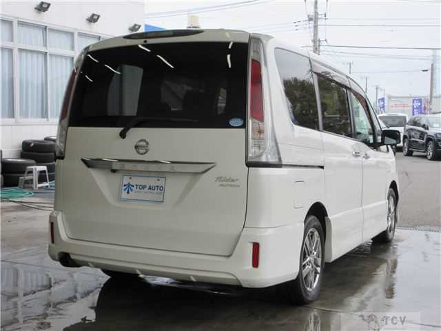 2011 Nissan Serena