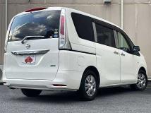 2011 Nissan Serena