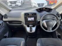 2013 Nissan Serena