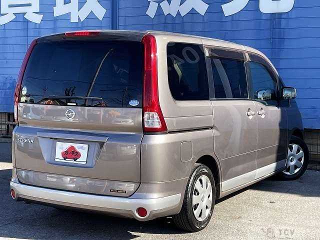 2007 Nissan Serena