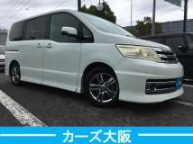 2009 Nissan Serena