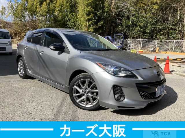 2013 Mazda Axela Sport