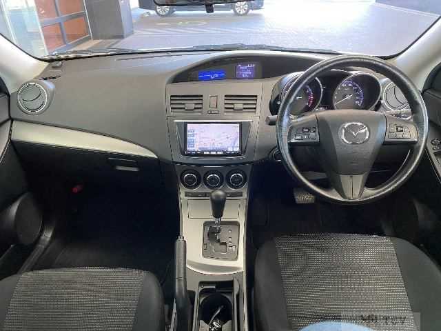 2012 Mazda Axela