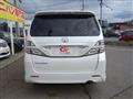 2010 Toyota Vellfire