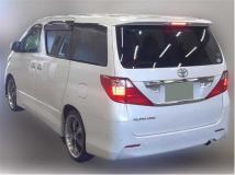 2011 Toyota Alphard