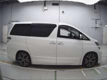 2012 Toyota Vellfire