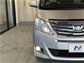 2011 Toyota Alphard