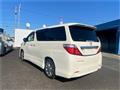 2011 Toyota Alphard