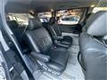 2005 Toyota Alphard