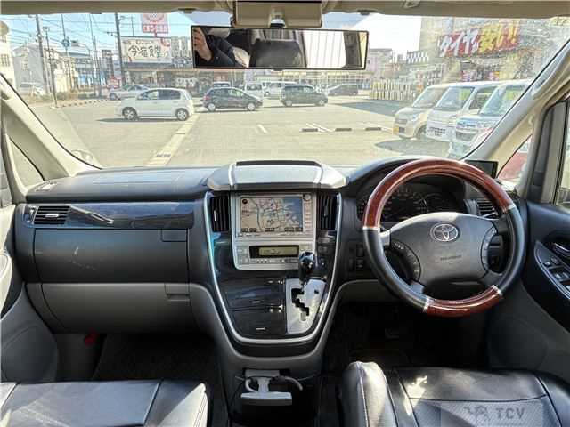 2005 Toyota Alphard