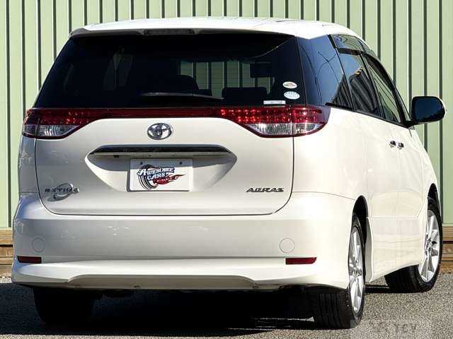 2010 Toyota Estima