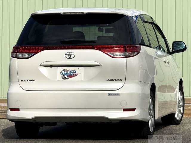 2010 Toyota Estima