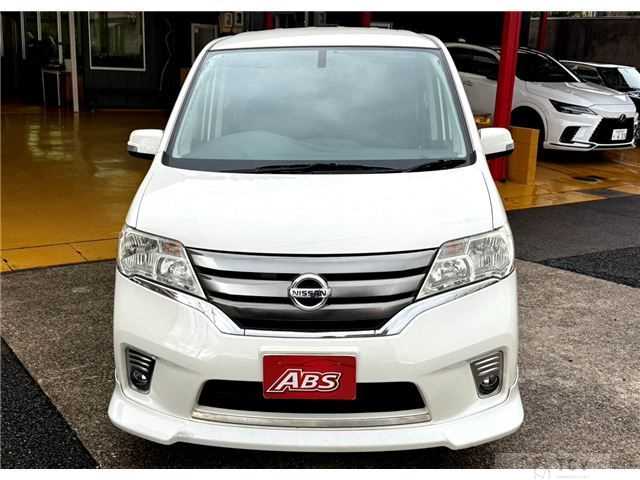 2013 Nissan Serena