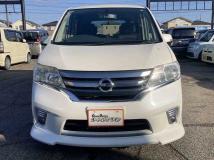 2013 Nissan Serena