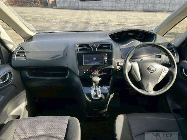 2013 Nissan Serena