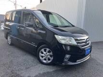 2013 Nissan Serena