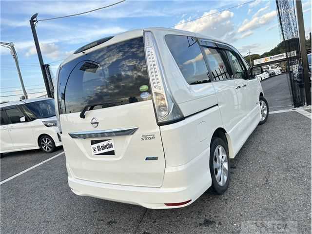 2013 Nissan Serena