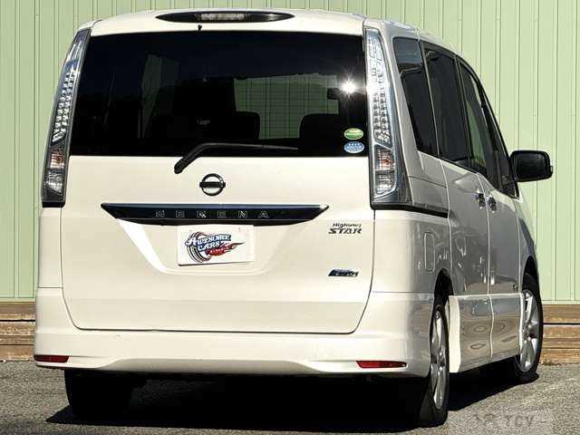 2013 Nissan Serena
