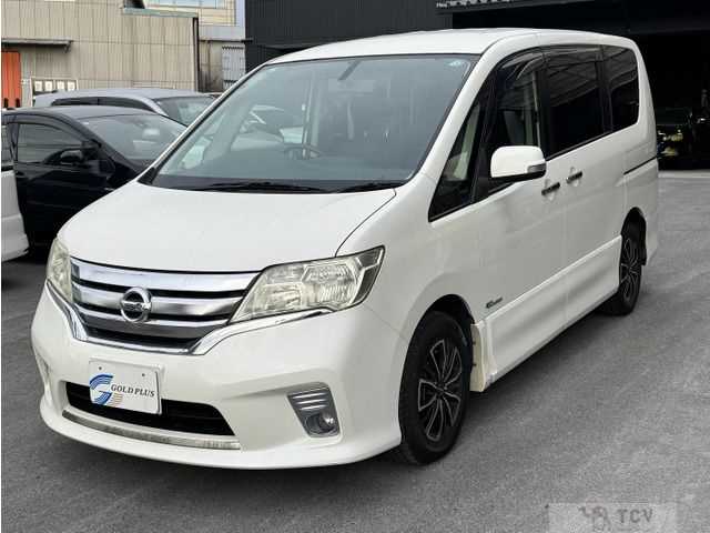 2013 Nissan Serena