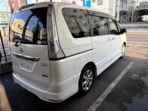 2013 Nissan Serena