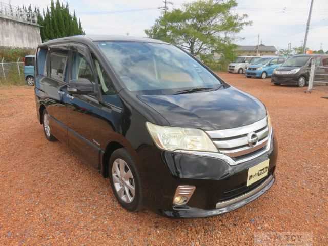 2012 Nissan Serena