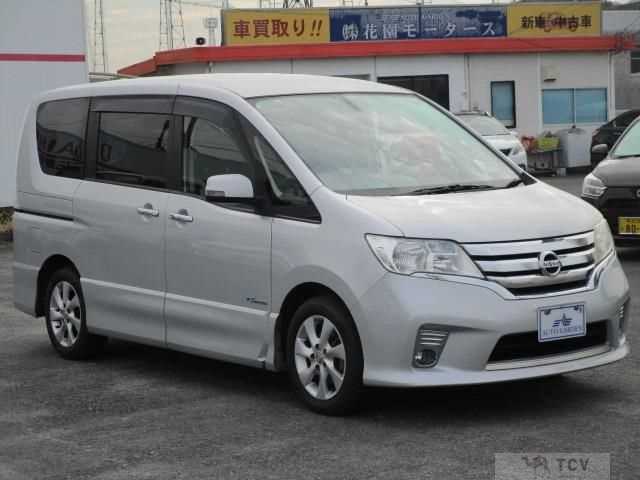 2013 Nissan Serena