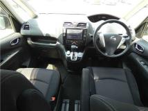 2013 Nissan Serena