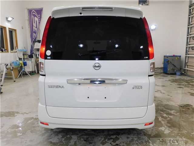 2009 Nissan Serena