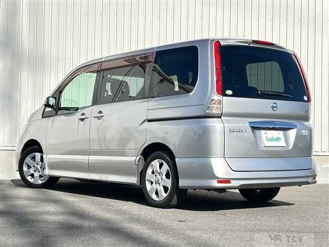 2010 Nissan Serena