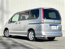 2010 Nissan Serena
