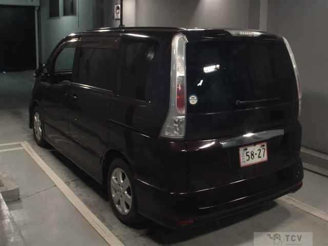 2010 Nissan Serena