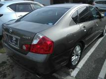 2004 Nissan Fuga